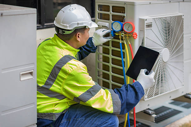 Professional Heat Pump Repair technician working in Hatboro, PA